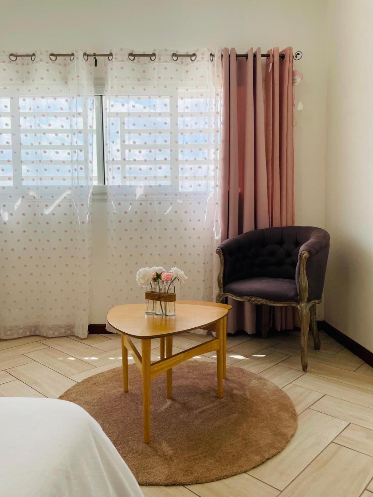 Tia Vahine Hotel Ivato  Luaran gambar