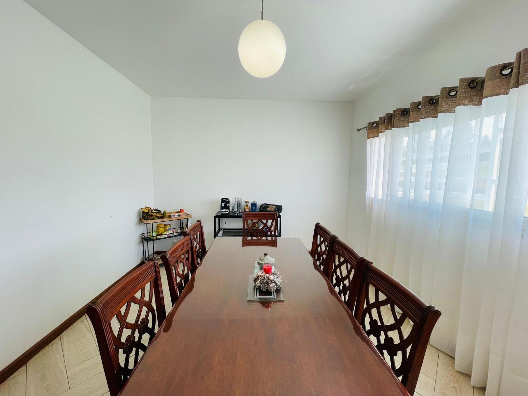 Tia Vahine Hotel Ivato  Luaran gambar
