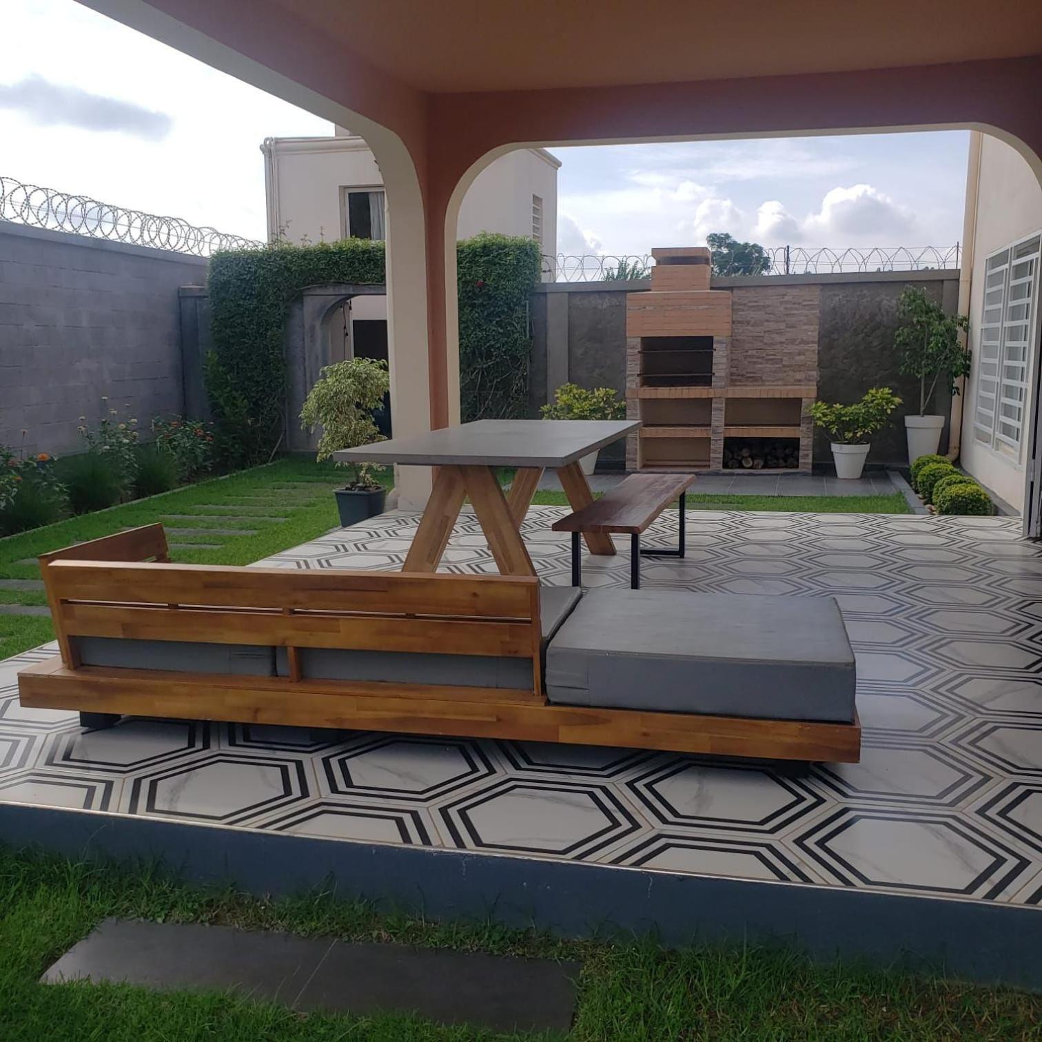 Tia Vahine Hotel Ivato  Luaran gambar