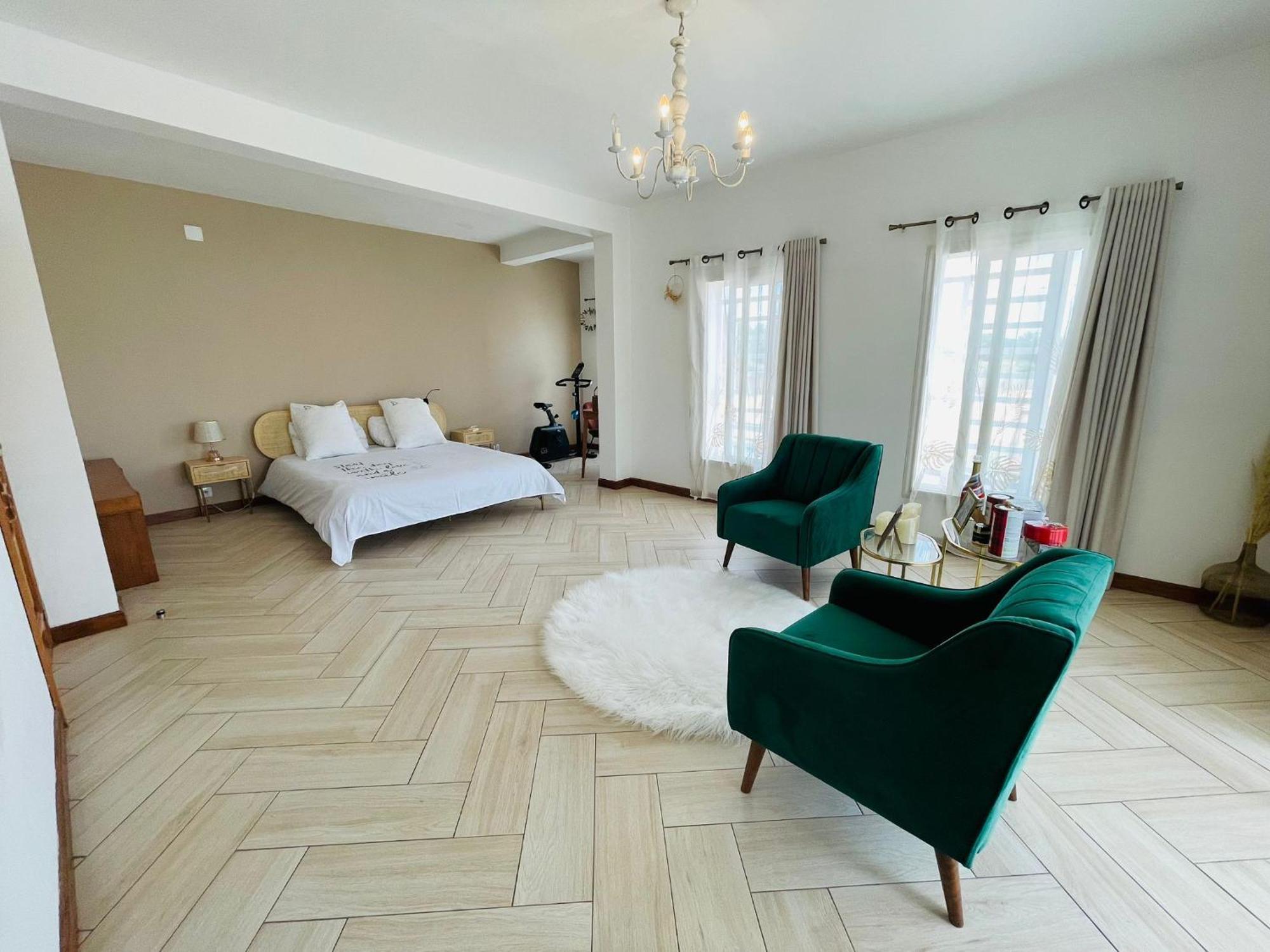 Tia Vahine Hotel Ivato  Luaran gambar