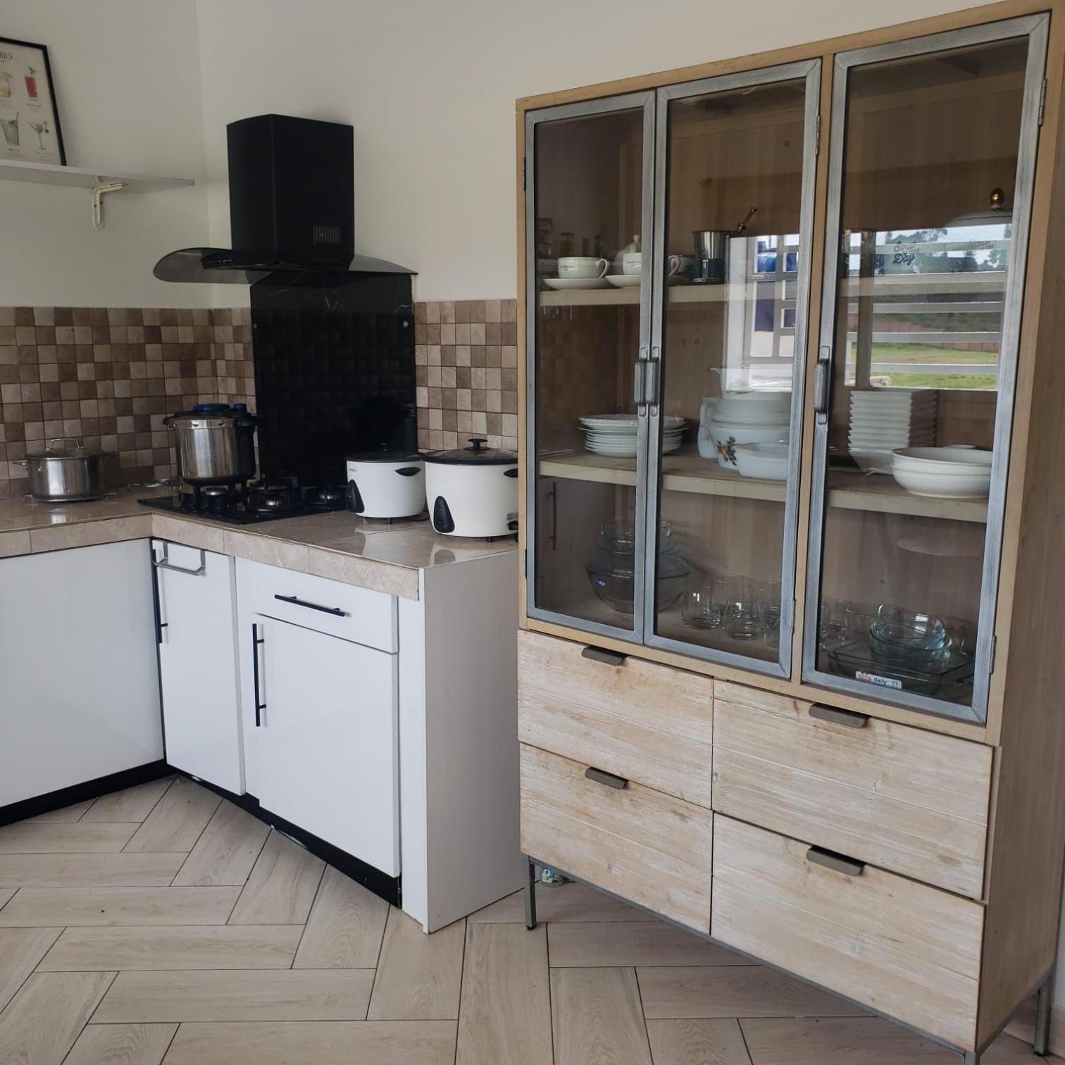 Tia Vahine Hotel Ivato  Luaran gambar